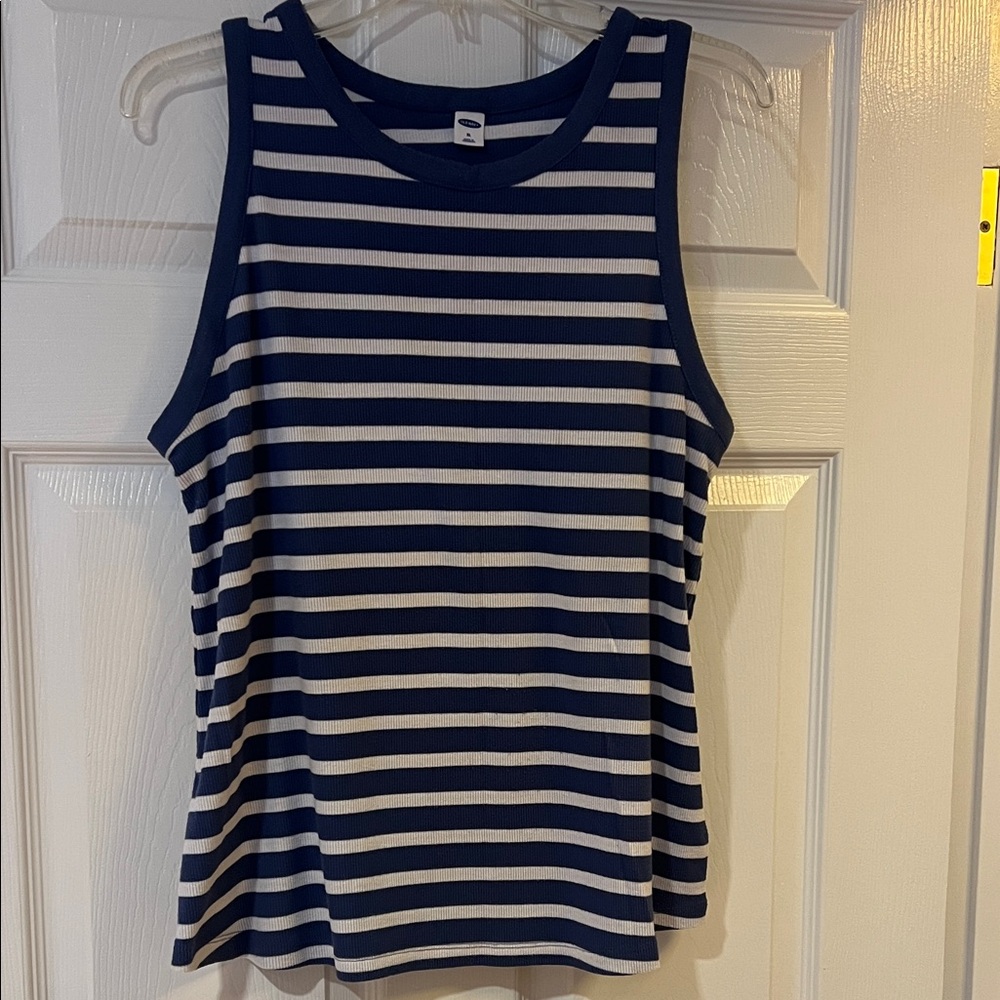 Old Navy Women's Striped Tank Top - Blue and White